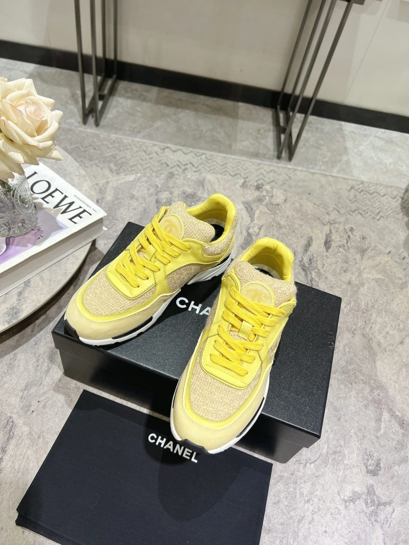 Sleek Chxnxl Sneakers 129821