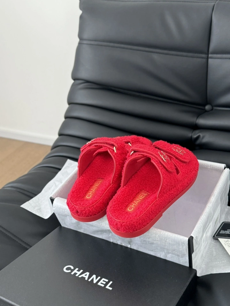 Bold Chxnxl Sandals 129928