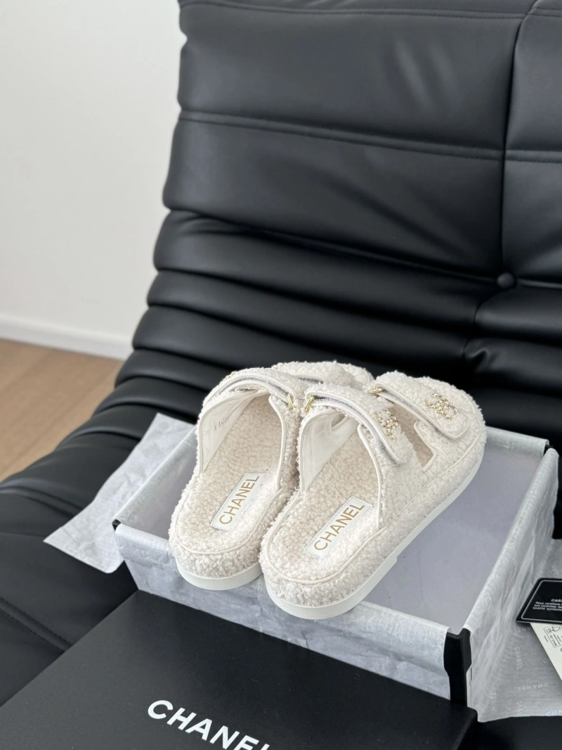 Chxnxl Sandals UrbanStyle 129934
