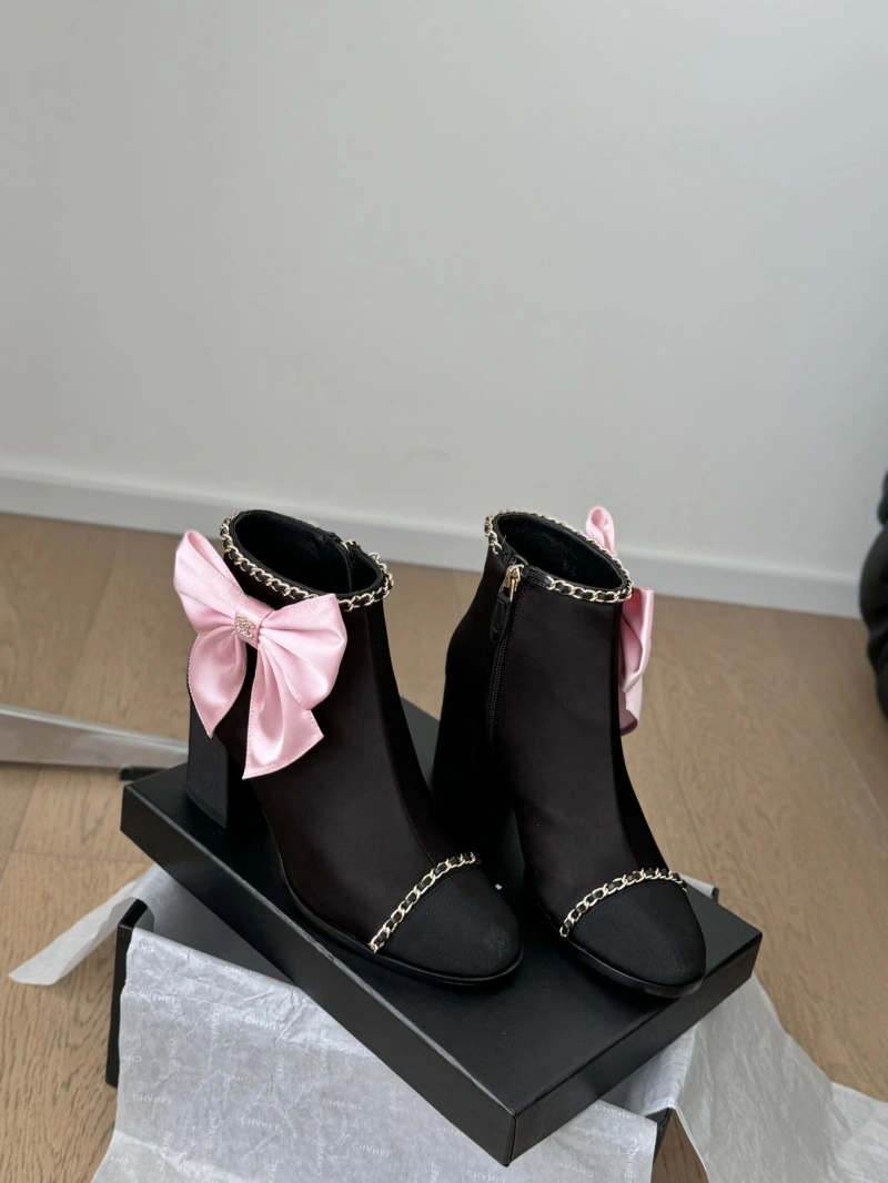 Reliable Chxnxl Boots 130187