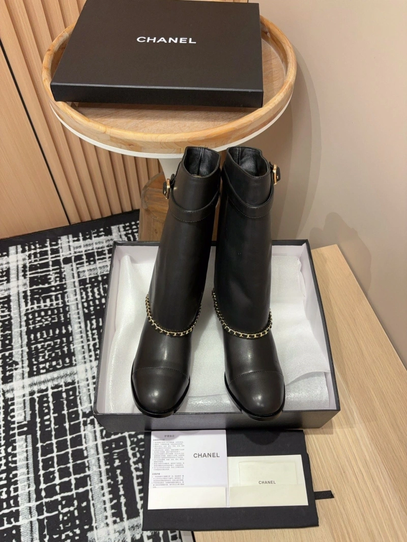 Minimalist Chxnxl Boots 130197