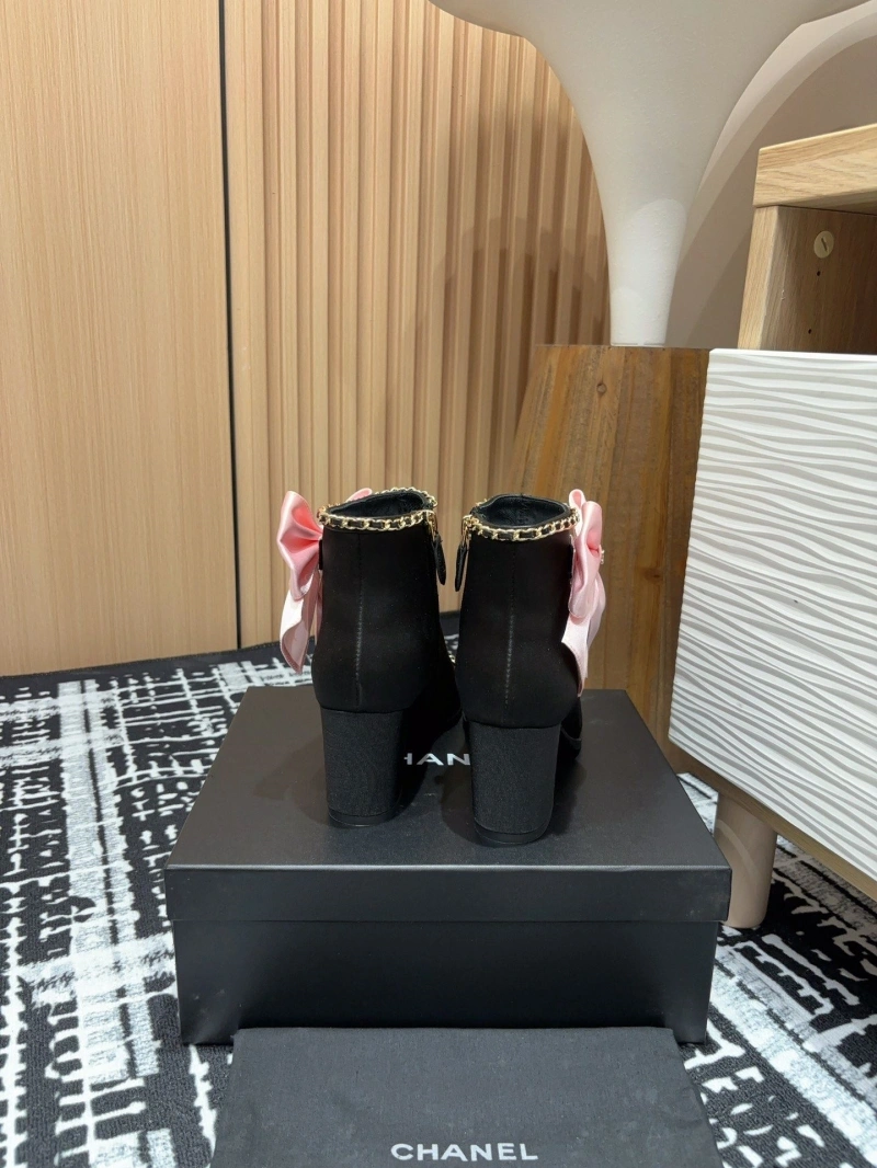 WellDesigned Chxnxl Boots 130190