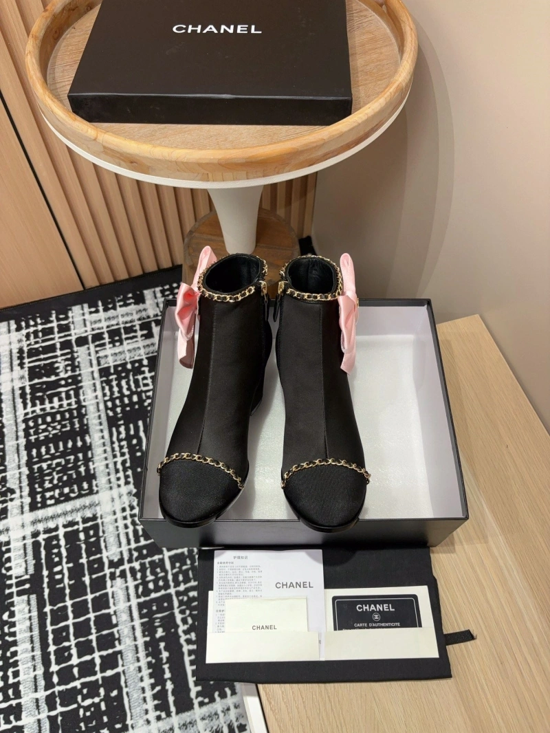 WellDesigned Chxnxl Boots 130190