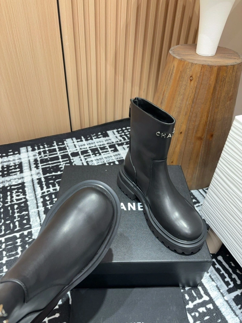 Elegant Chxnxl Boots 130167