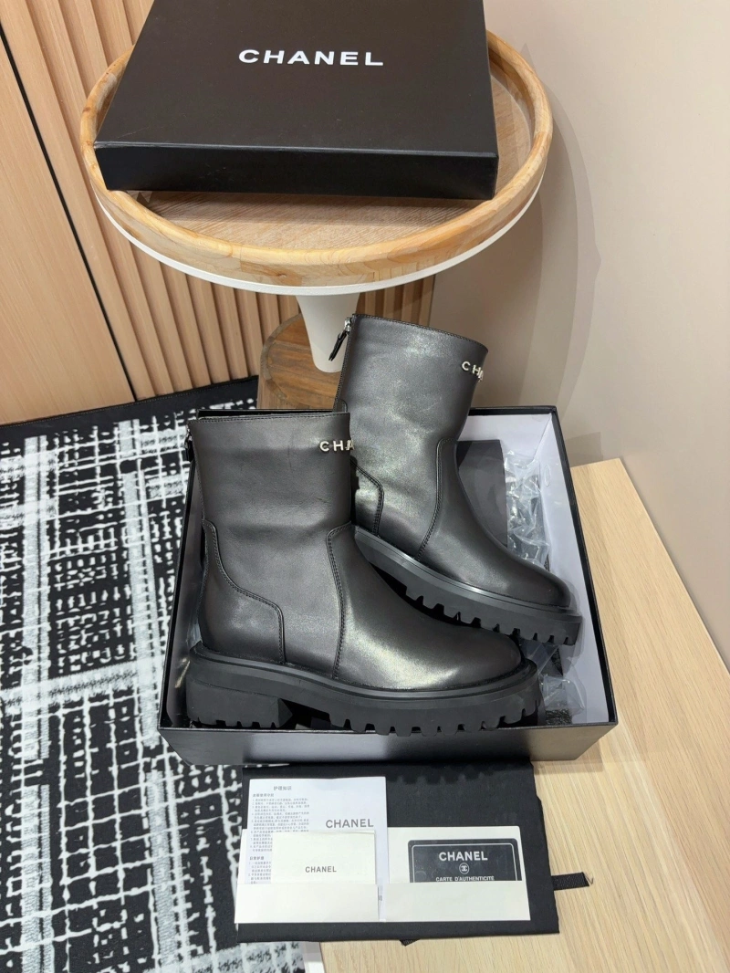 Elegant Chxnxl Boots 130167