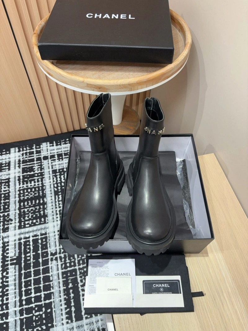 Elegant Chxnxl Boots 130167