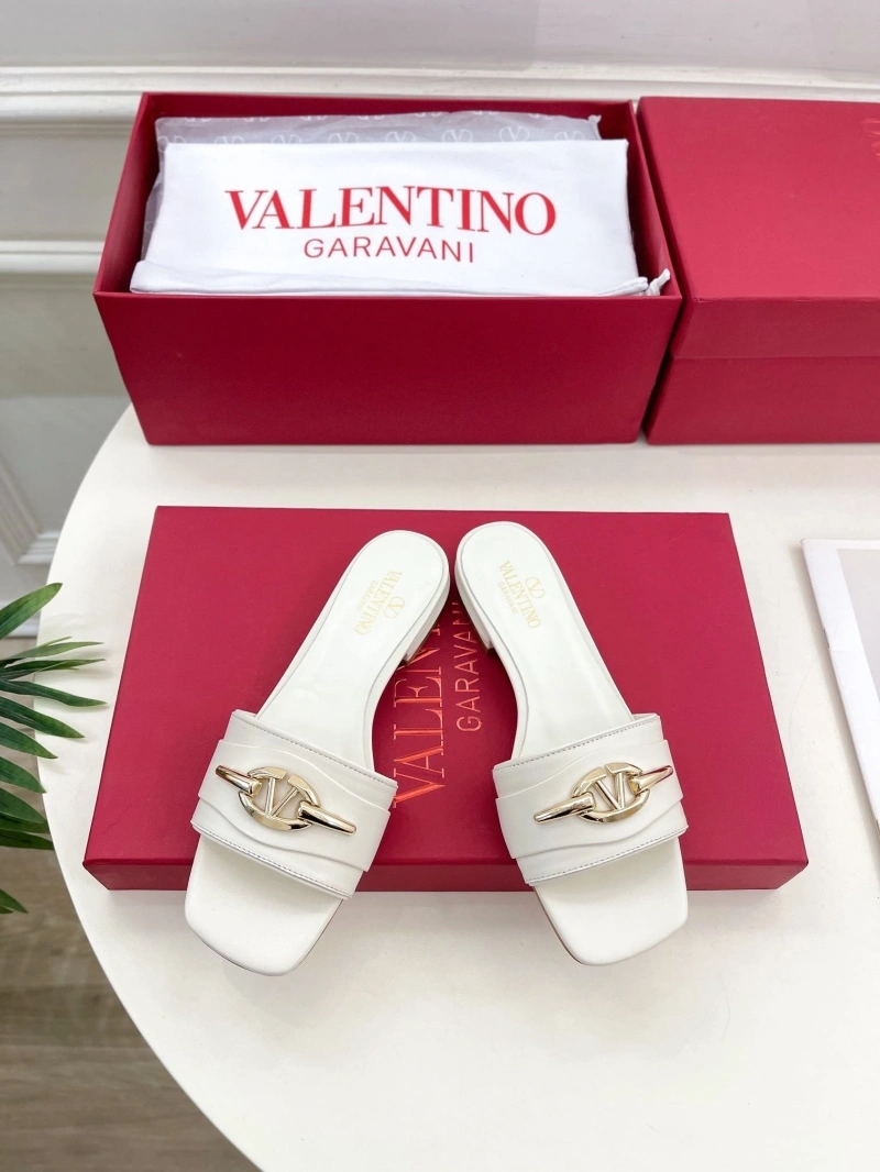 Cozy Vxlxntino Slippers 231461