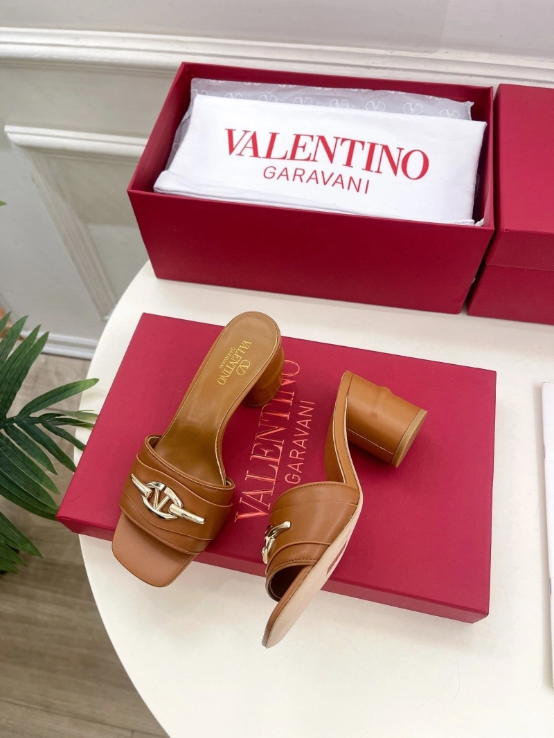 GoodFit Vxlxntino Slippers 231453