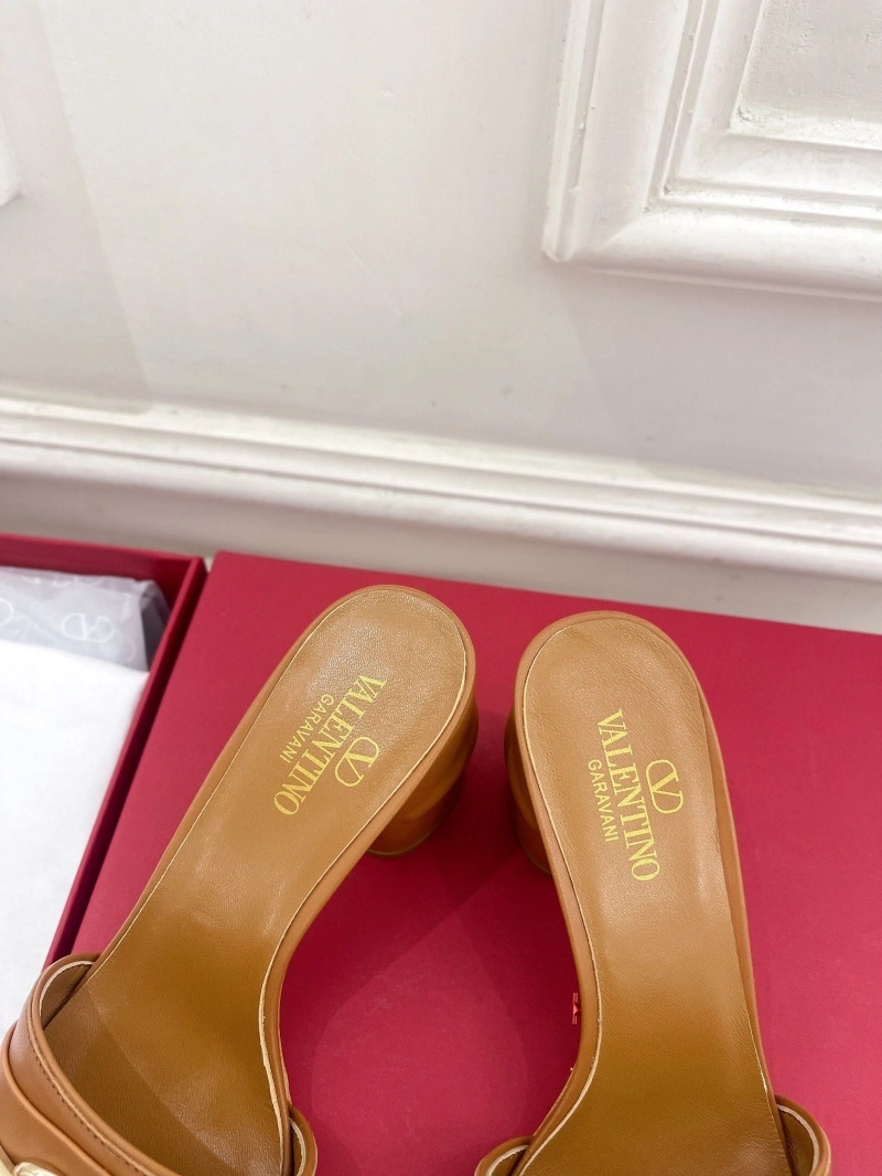 GoodFit Vxlxntino Slippers 231453