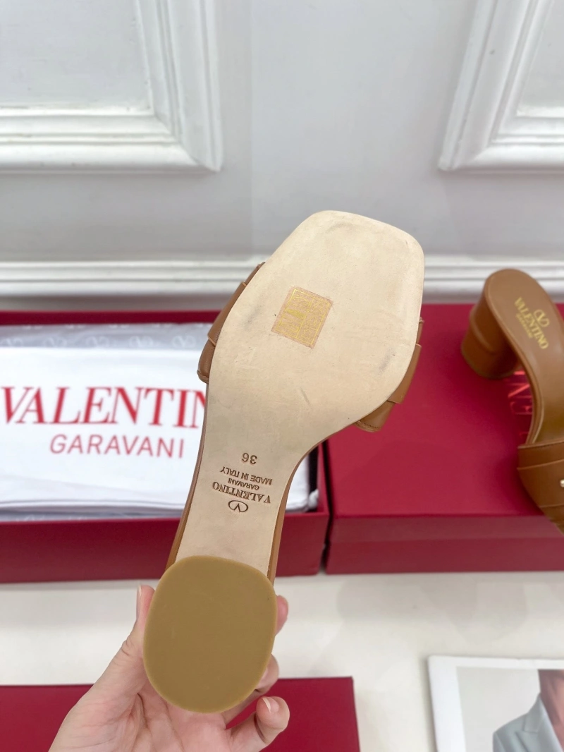 GoodFit Vxlxntino Slippers 231453