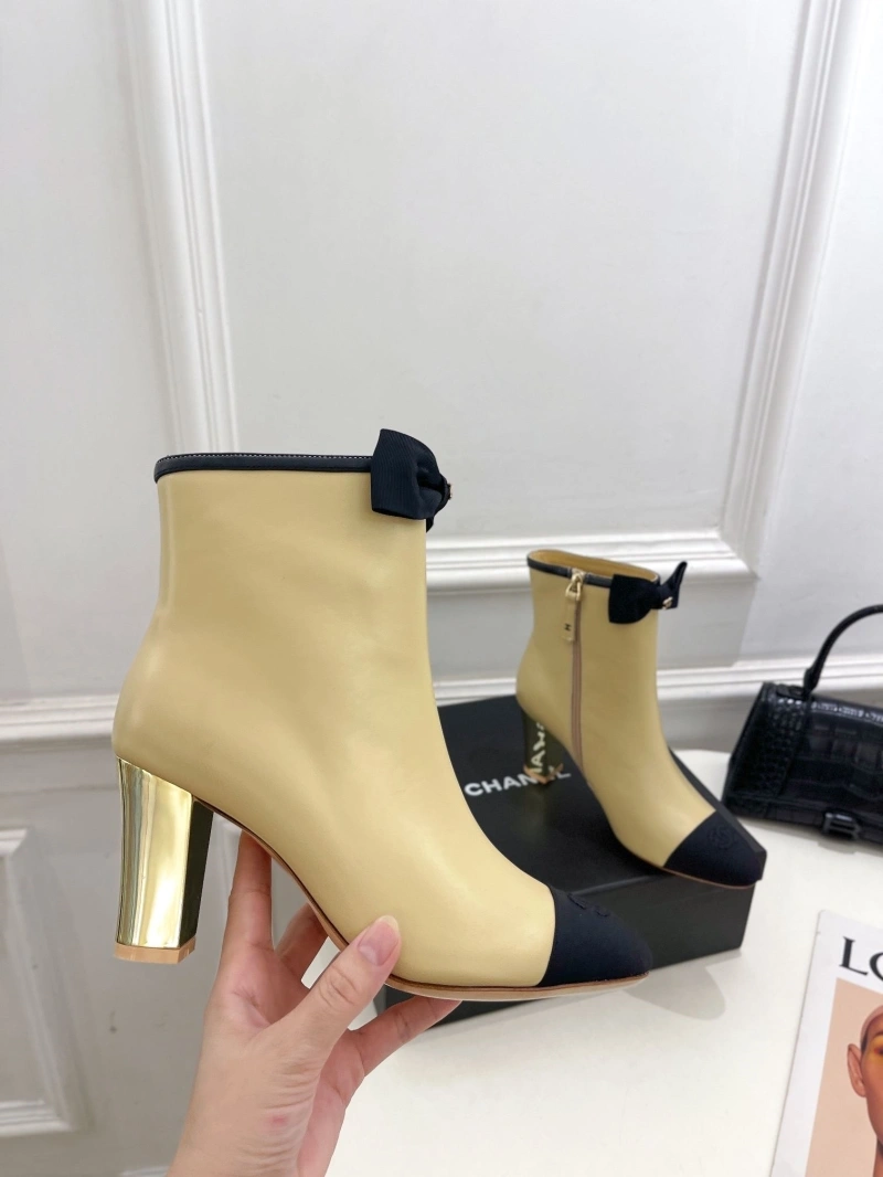 Modern Chxnxl Boots 130143