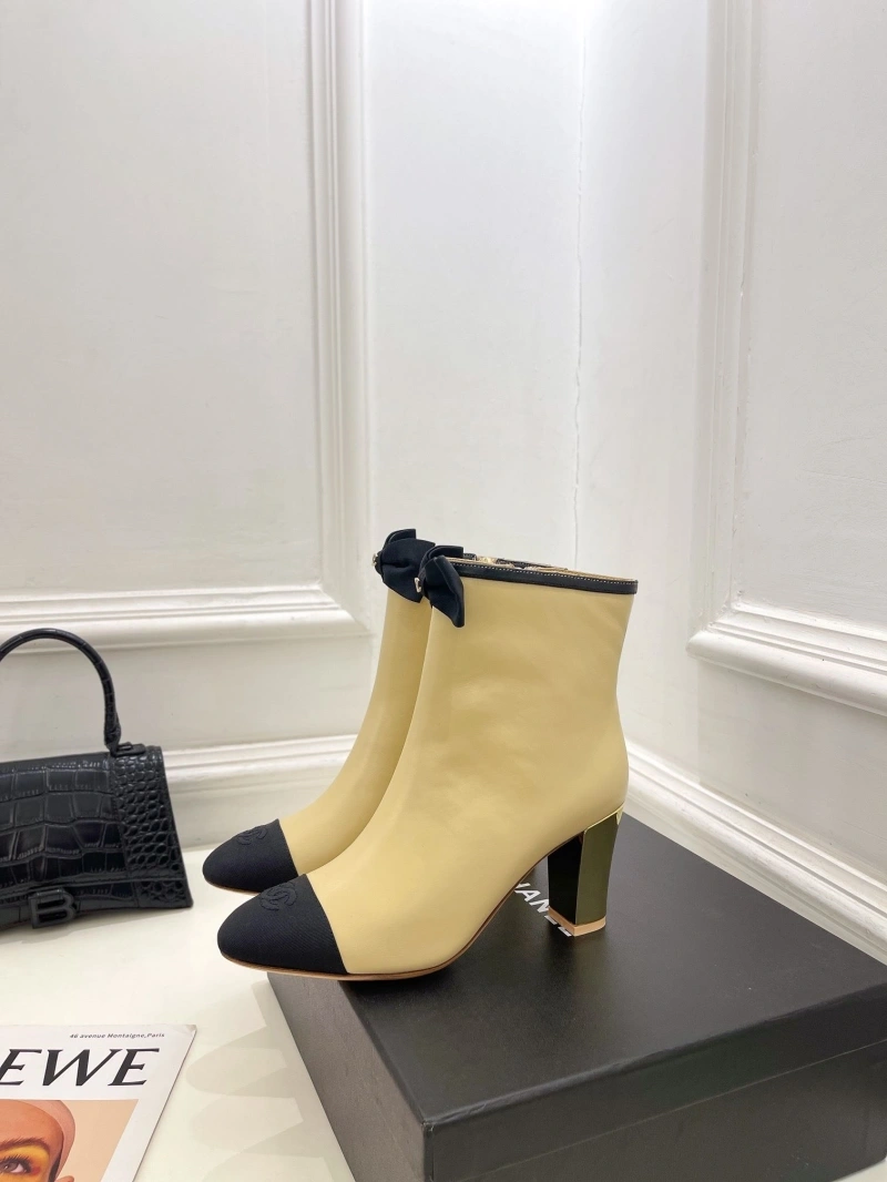 Modern Chxnxl Boots 130143