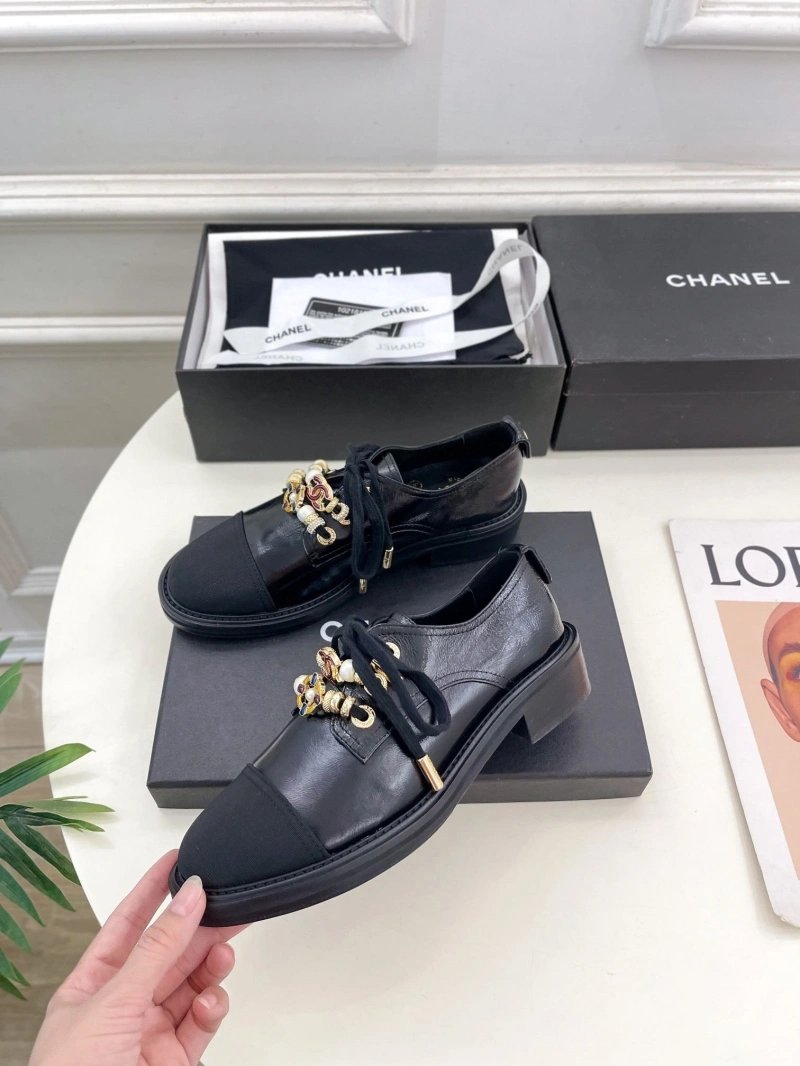 WellDesigned Chxnxl Leather Shoes 129950