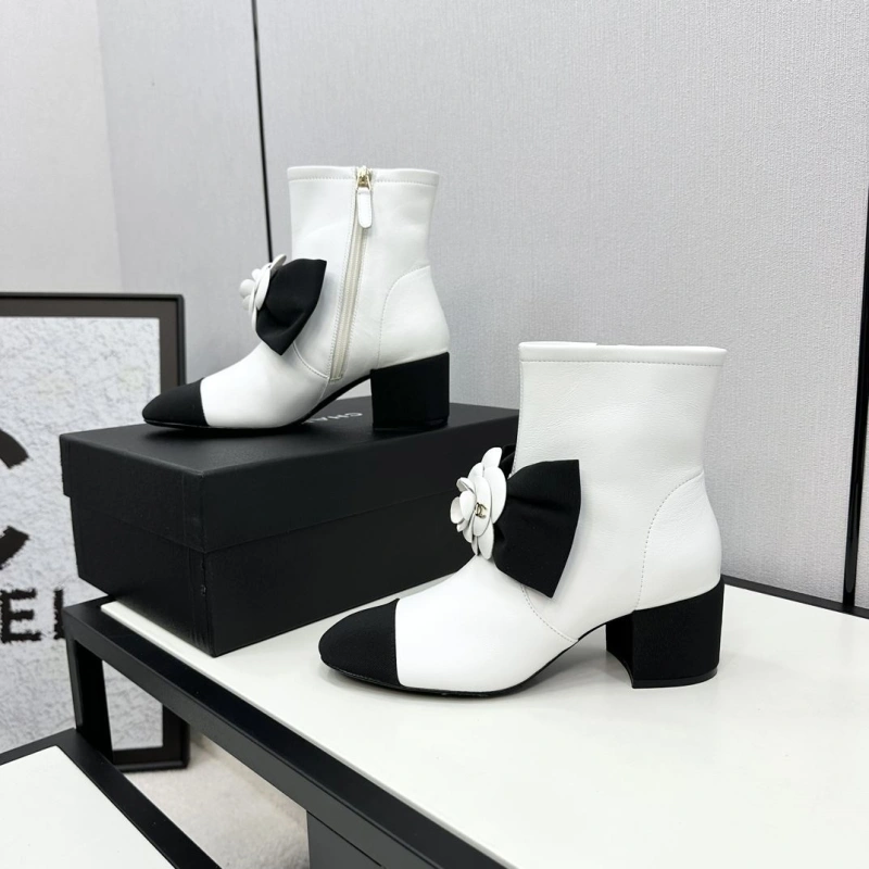 Reliable Chxnxl Boots 130134