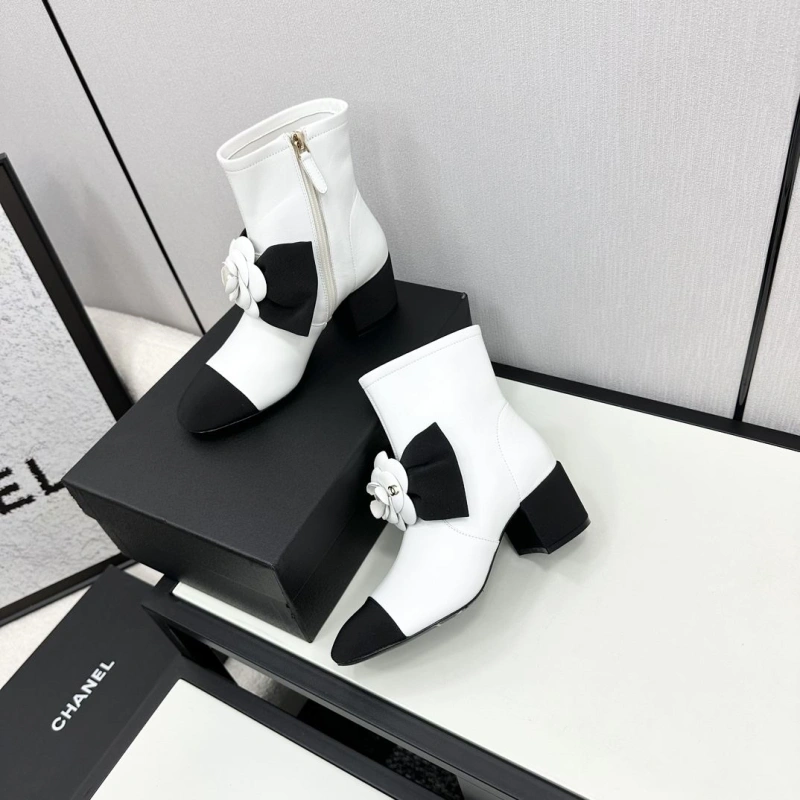 Reliable Chxnxl Boots 130134
