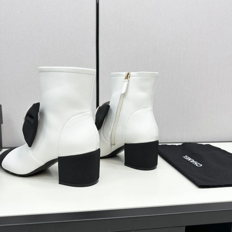 Reliable Chxnxl Boots 130134