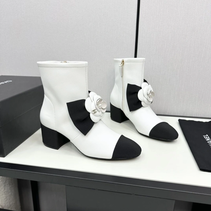 Reliable Chxnxl Boots 130134