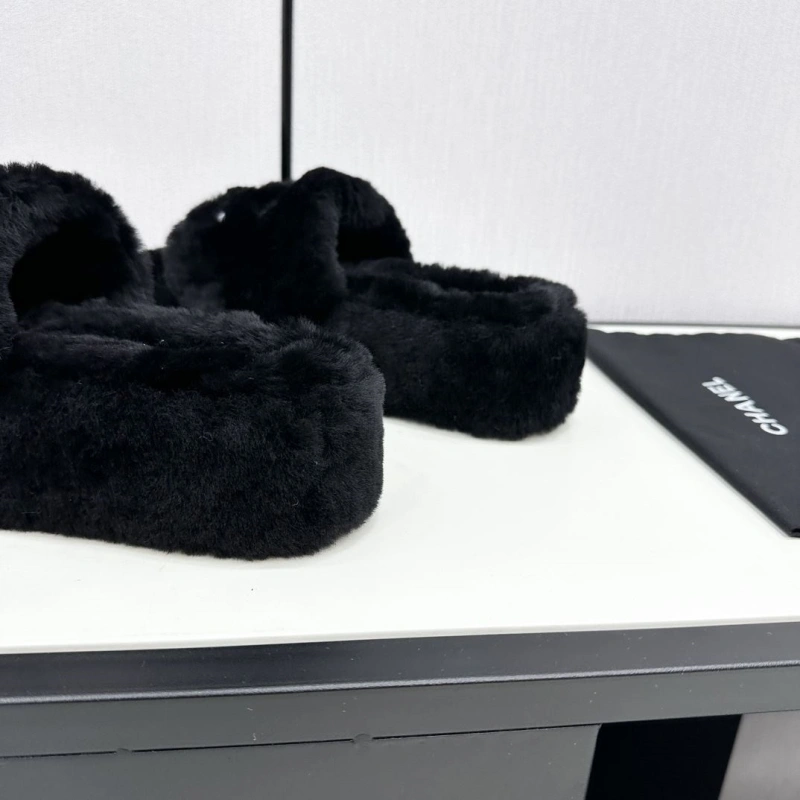 Chxnxl Slippers Functional 129856