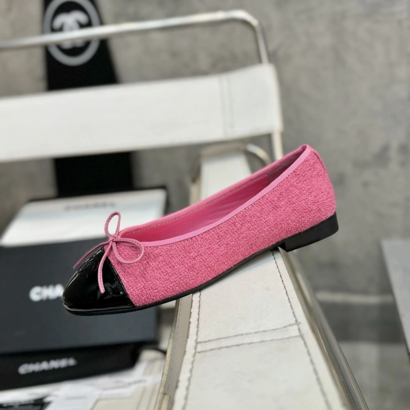 Resilient Chxnxl Flat Shoes 130006