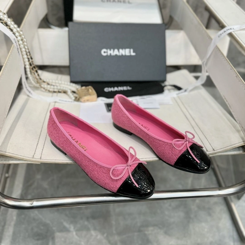 Resilient Chxnxl Flat Shoes 130006