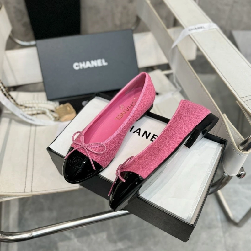 Resilient Chxnxl Flat Shoes 130006