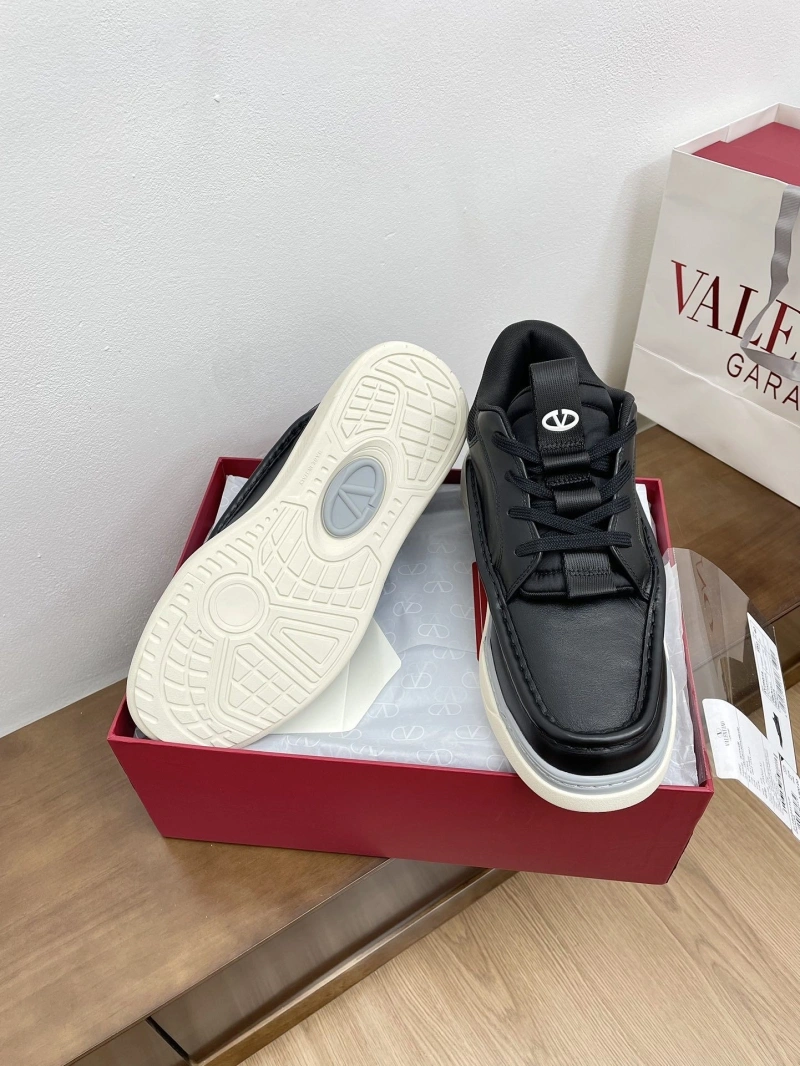 Flexible Vxlxntino Casual Shoes 231522