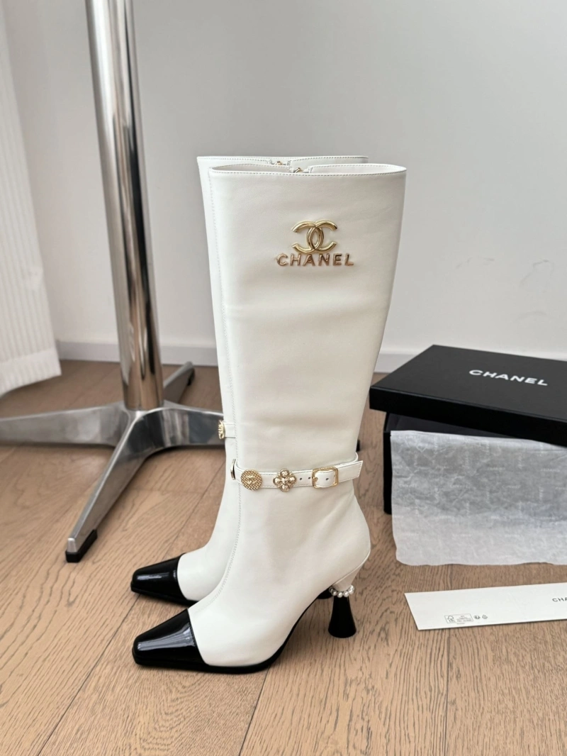 Classic Chxnxl Boots 130131