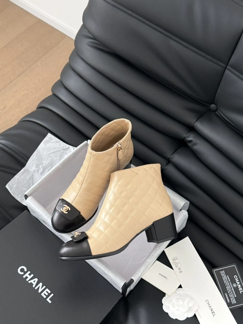 Timeless Chxnxl Boots 130114