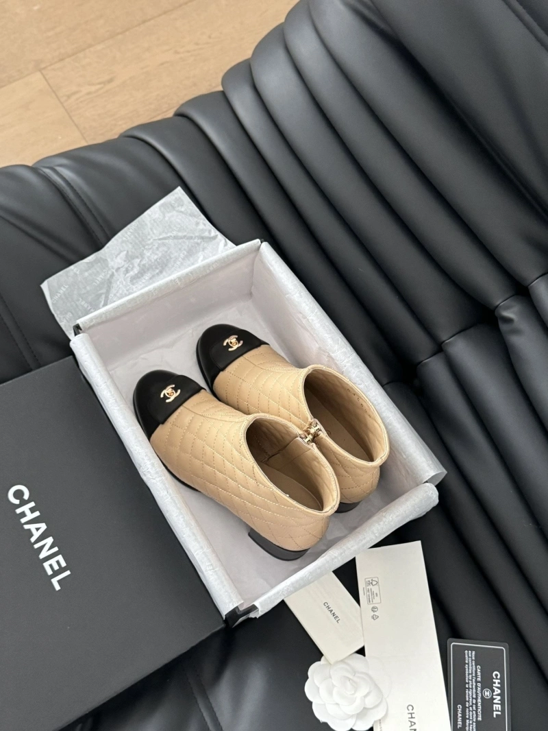 Timeless Chxnxl Boots 130114