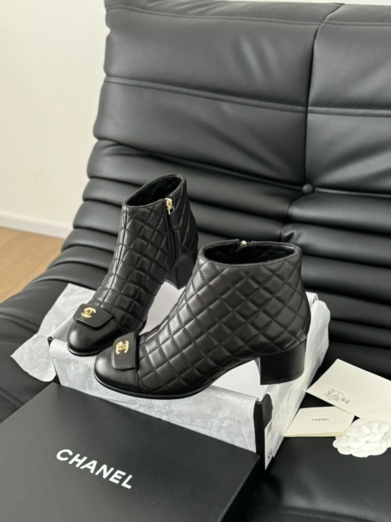 NewStyle Chxnxl Boots 130110
