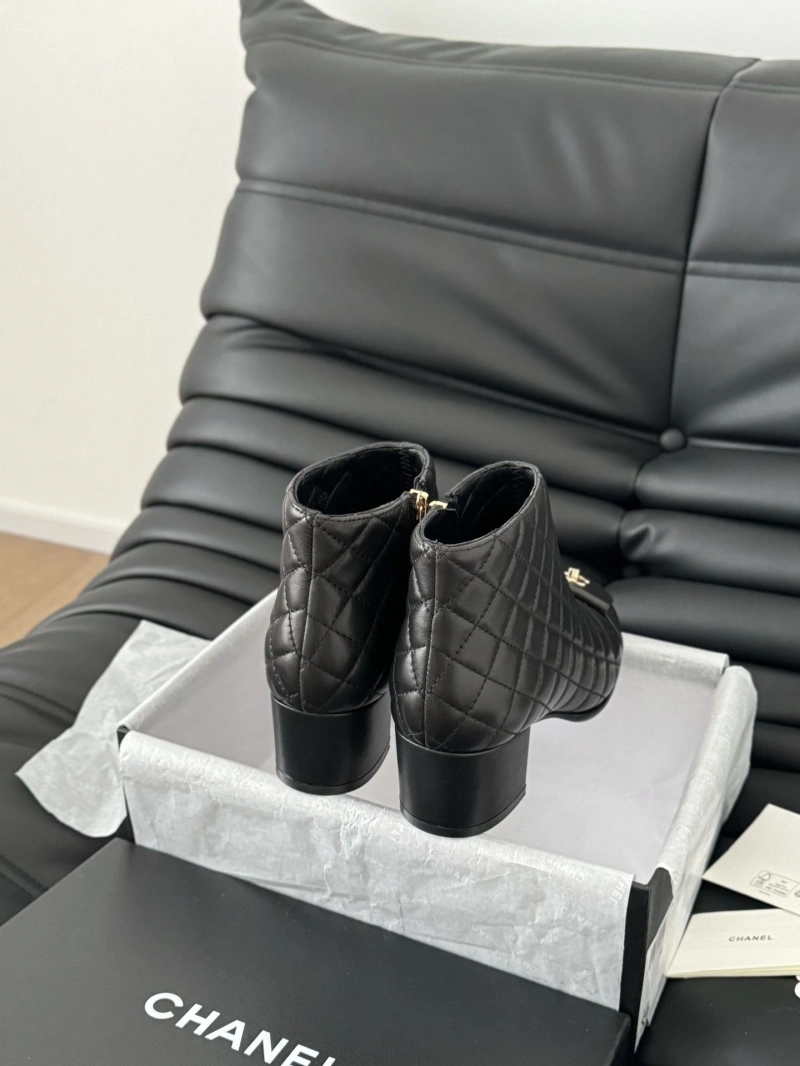 NewStyle Chxnxl Boots 130110