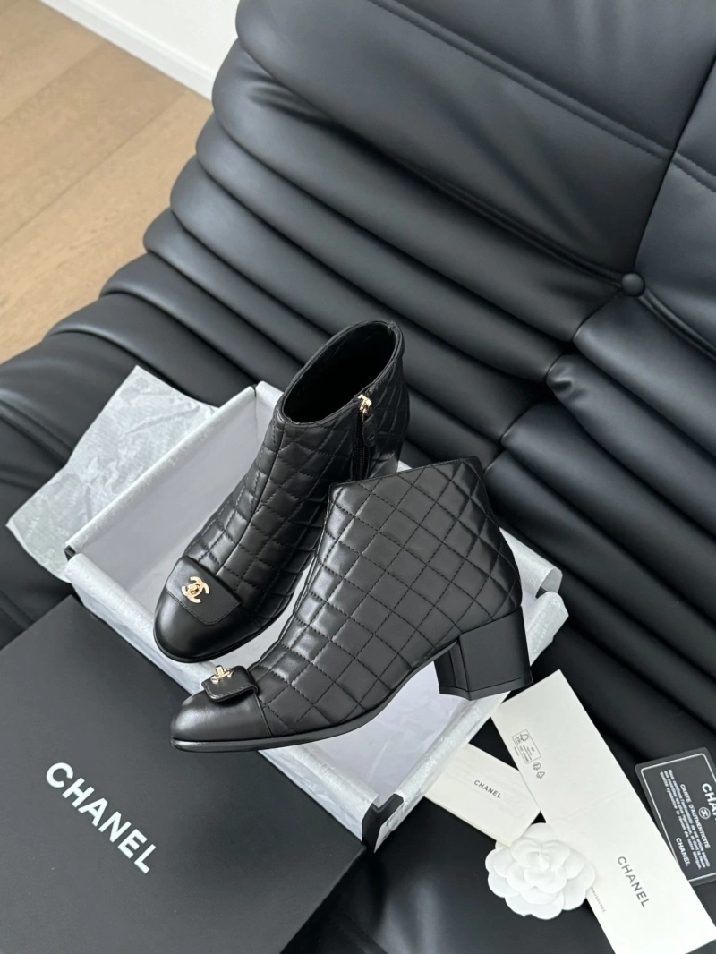 NewStyle Chxnxl Boots 130110