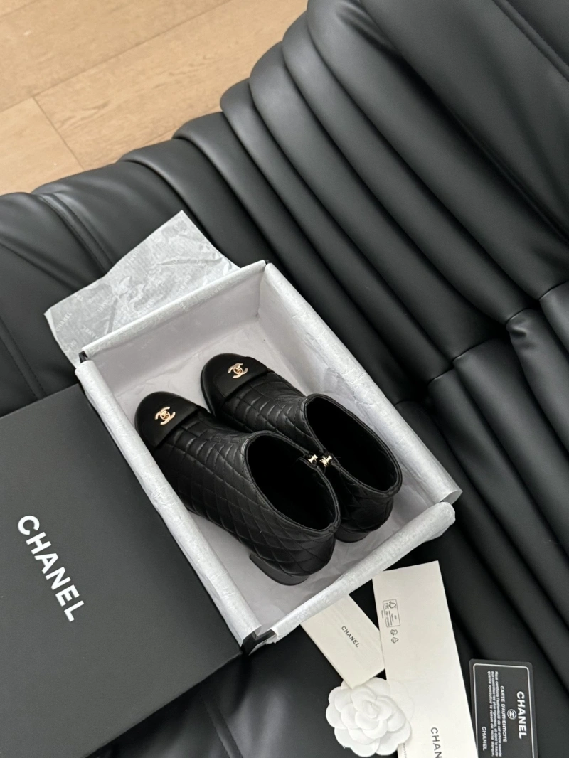 NewStyle Chxnxl Boots 130110