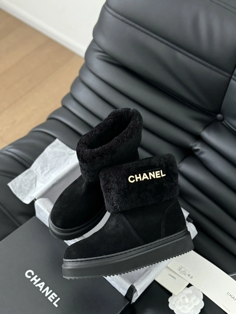 Timeless Chxnxl Boots 130105