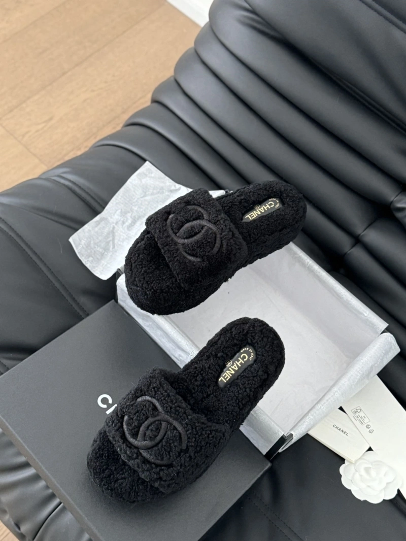Chxnxl Slippers Functional 129849