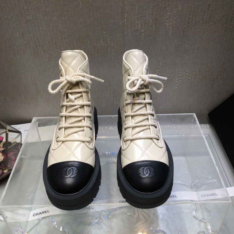 Classic Chxnxl Boots 130101