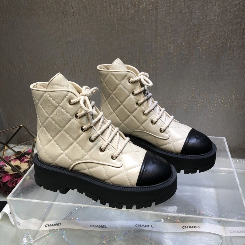 Classic Chxnxl Boots 130101