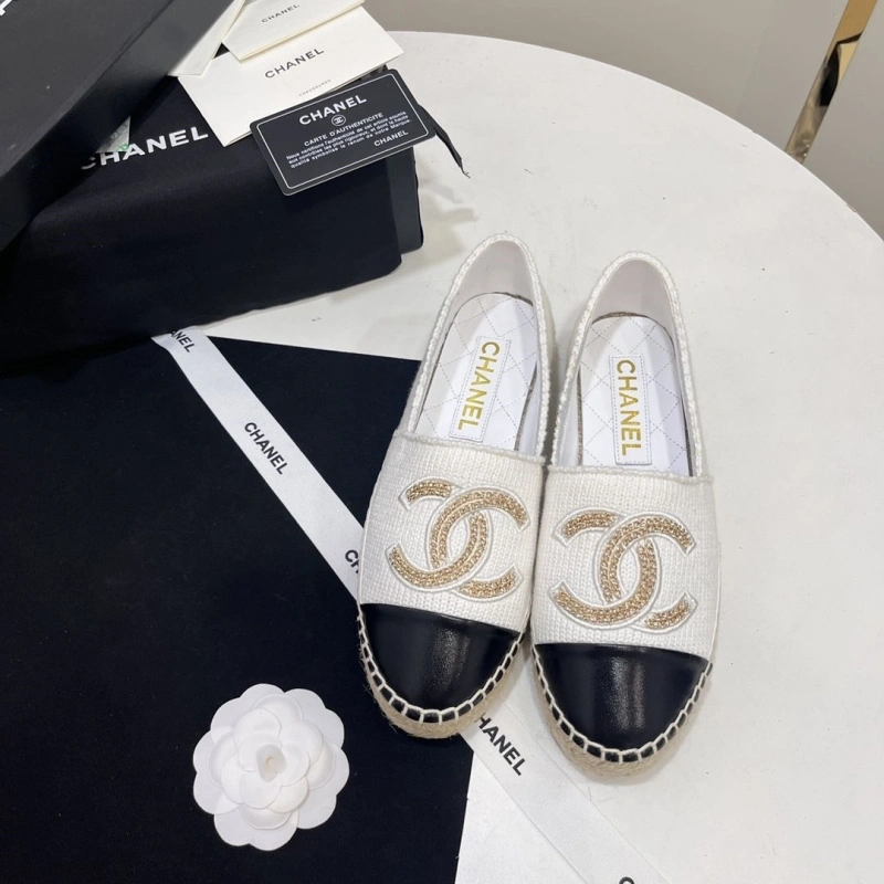 Soft Chxnxl Leather Shoes 129946