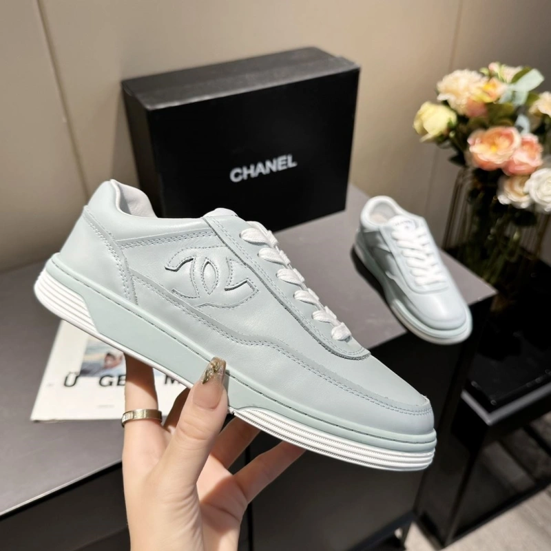 Fashionable Chxnxl Sneakers 129802