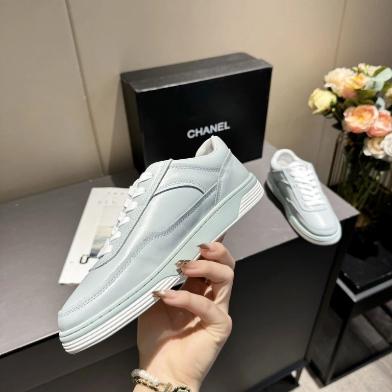 Fashionable Chxnxl Sneakers 129802