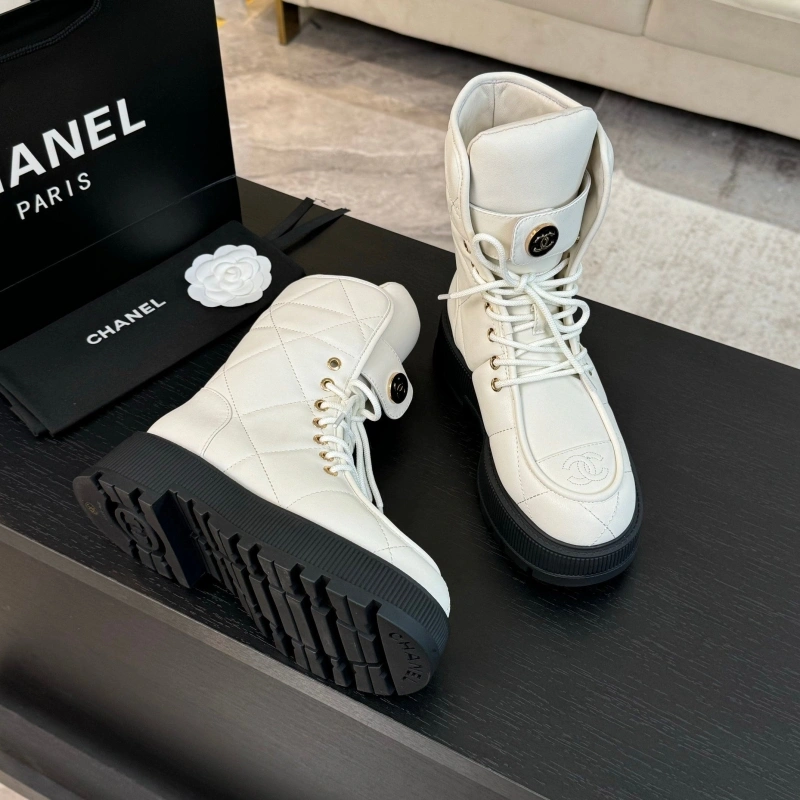 Sophisticated Chxnxl Boots 125413