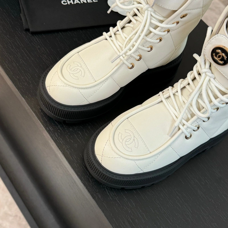 Sophisticated Chxnxl Boots 125413