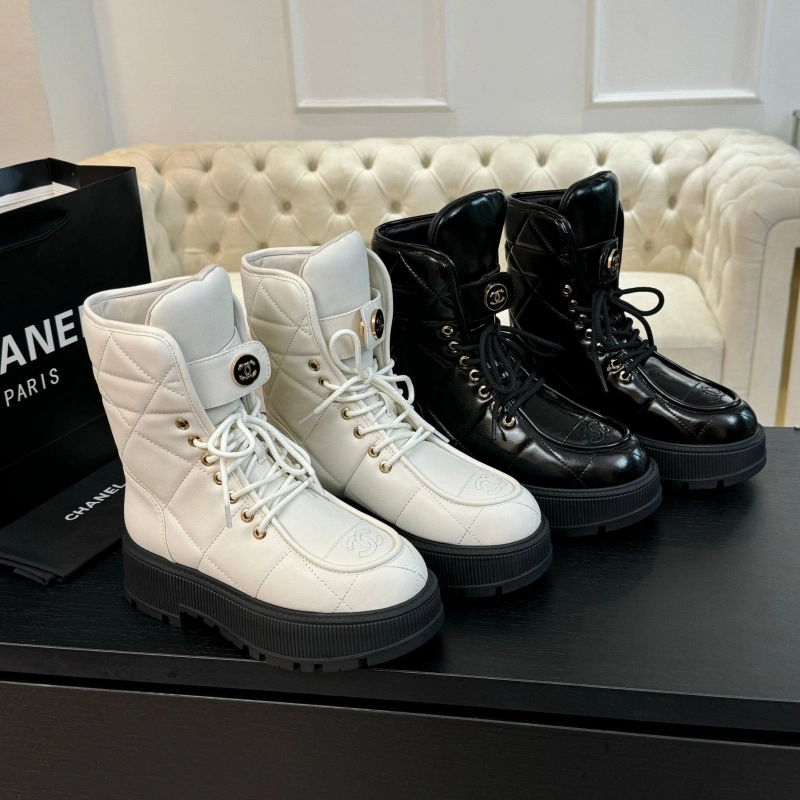 Sophisticated Chxnxl Boots 125413