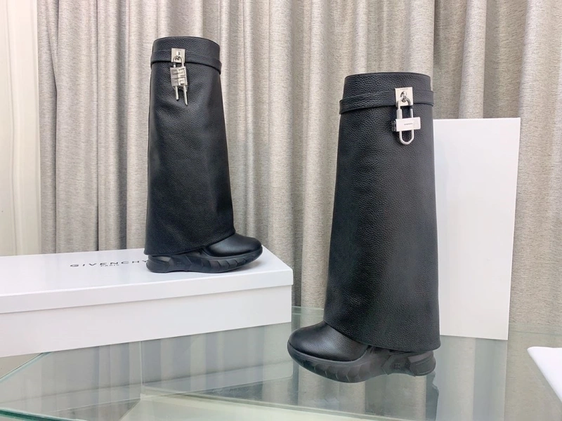 BestValue Gxvxnchy Boots 153338