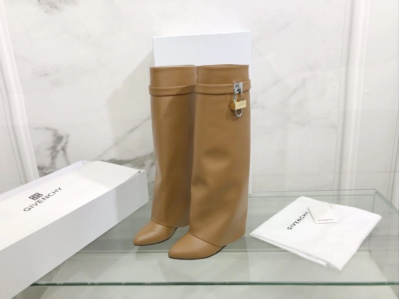 Gxvxnchy Boots Sleek 153328