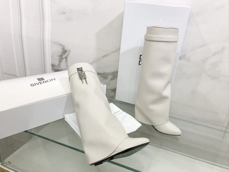 Gxvxnchy Boots Durable 153327