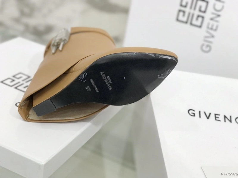 Gxvxnchy Boots Unique 153334