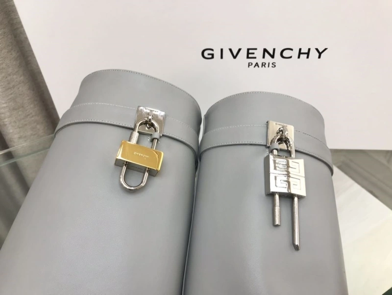 Practical Gxvxnchy Boots 153320