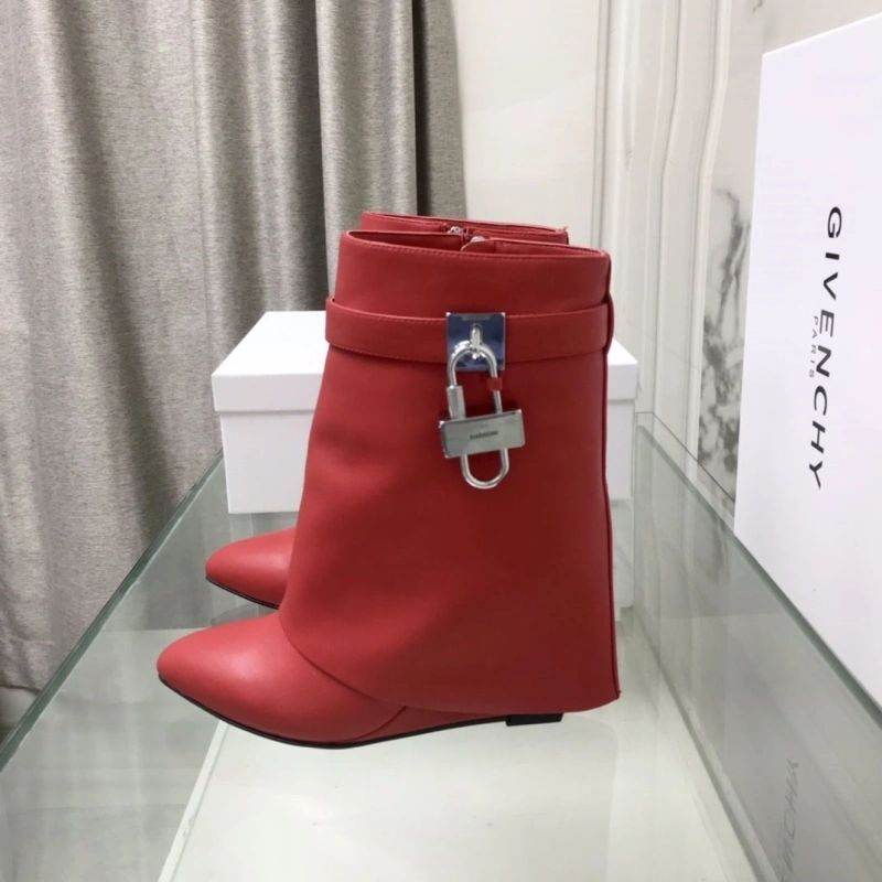 Comfortable Gxvxnchy Boots 153317