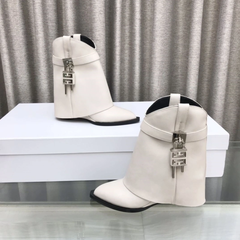 GoAnywhere Gxvxnchy Boots 153323